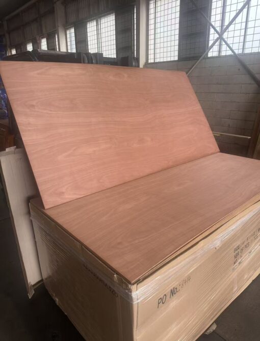 9mm Red Cedar on Poplar 2400 x 1200